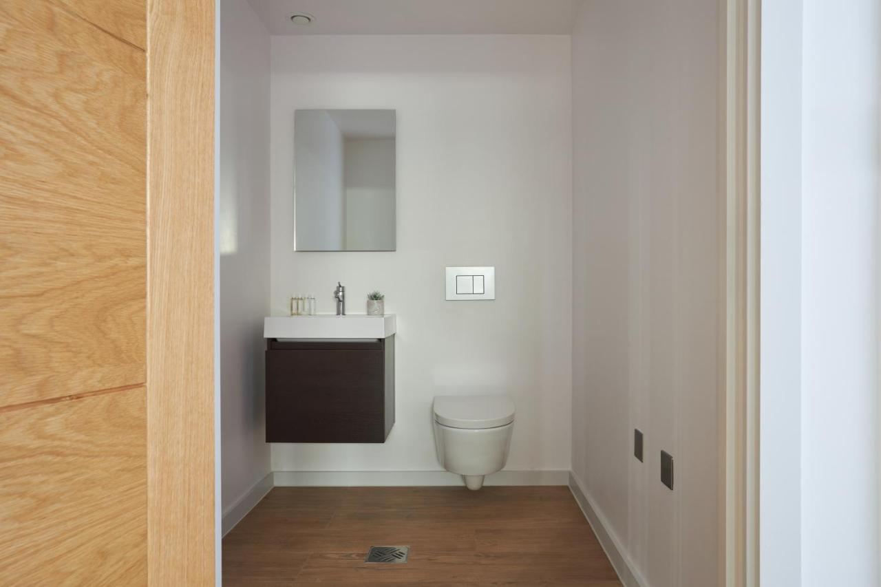 Hammersmith Mews By Viridian Apartments London Exterior photo